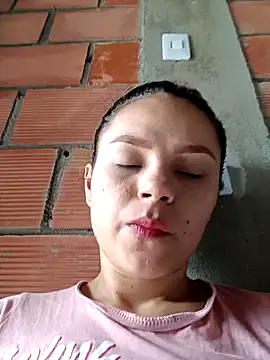 Snapshot of Mommy-Hot chatting on 9, 2, 2025 Mommy-Hot online show from 9, 2, 2025
