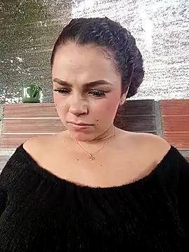 Mommy-Hot online show from 31, 1, 2026