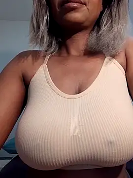 realsquirter online show from 4, 2, 2026