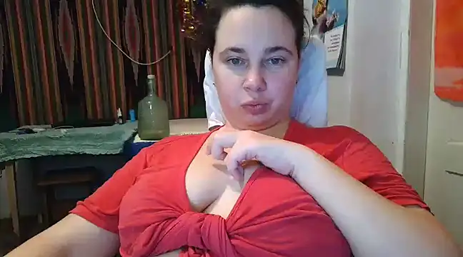 Cora Maro online show from 5, 3, 2025