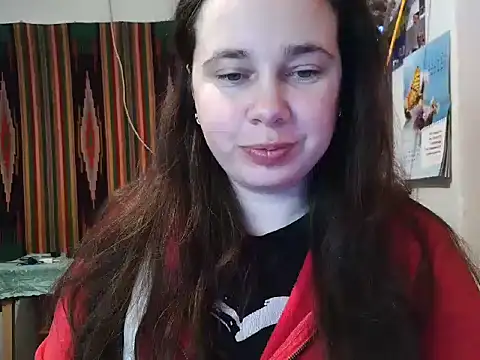 Cora Maro online show from 5, 3, 2025