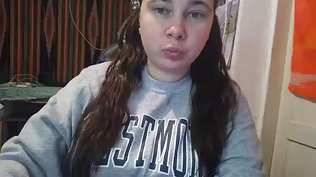 Cora Maro online show from 6, 10, 2025