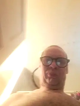 Snapshot of fastesttongue1680 chatting on 6, 2, 2025 fastesttongue1680 online show from 6, 2, 2025