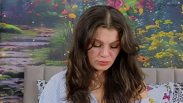 MadameDeFeu online show from 8, 3, 2025