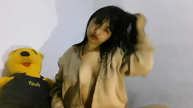 DakotaHoland online show from 18, 4, 2026