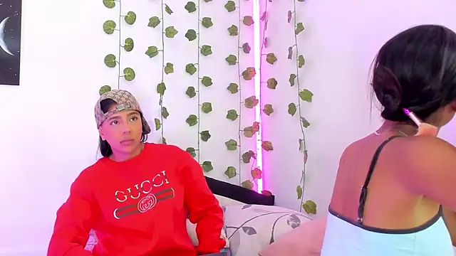 BarbieHotLaura online show from 2, 2, 2025