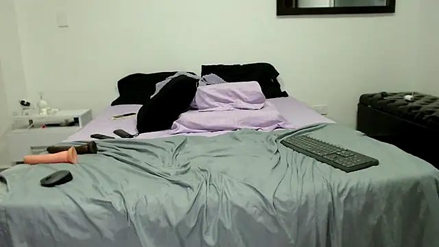 AnnieRoss69 online show from 3, 12, 2024