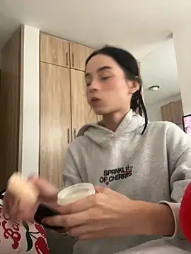 Snapshot of salome-brown chatting on 21, 11, 2025 salome-brown online show from 21, 11, 2025