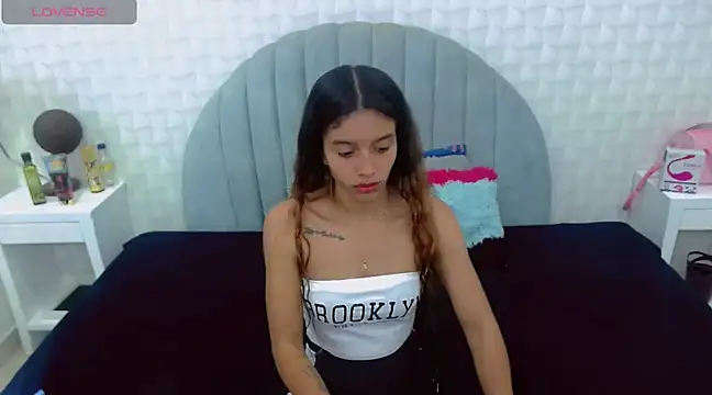 Snapshot of charlotte_0309 chatting on 20, 3, 2025 charlotte 0309 online show from 20, 3, 2025