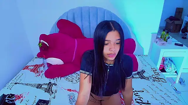 Snapshot of charlotte_0309 chatting on 2, 12, 2025 charlotte 0309 online show from 2, 12, 2025