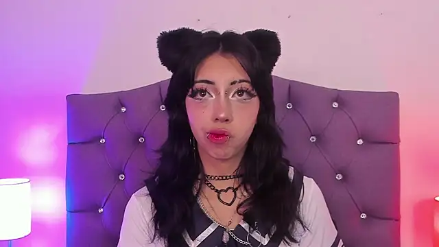 Nyx nayla online show from 25, 1, 2025