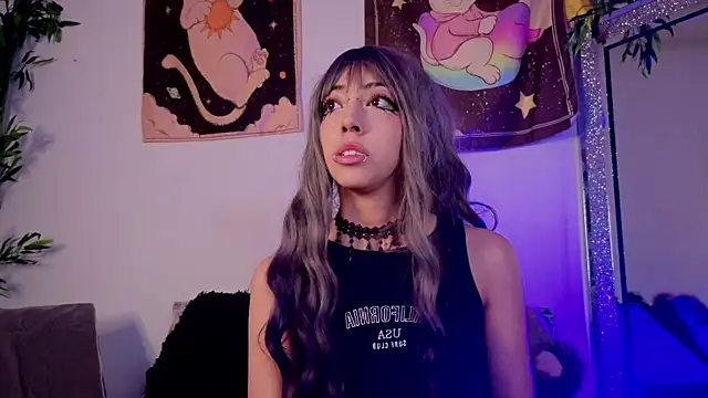 Nyx nayla online show from 11, 11, 2025