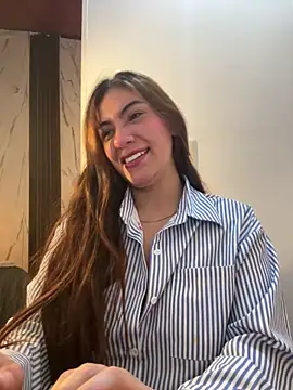 Snapshot of emmily_d chatting on 1, 5, 2026 emmily d online show from 1, 5, 2026