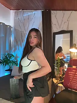 Snapshot of emmily_d chatting on 4, 5, 2026 emmily d online show from 4, 5, 2026