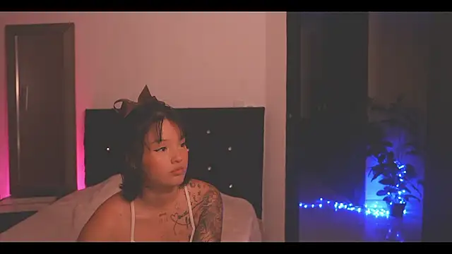 LorenRosse online show from 3, 2, 2026