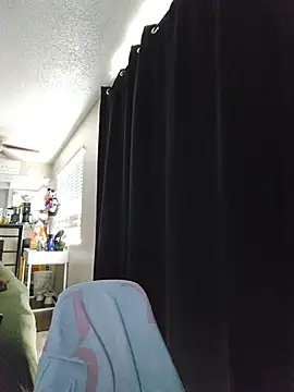 Snapshot of DevilDahm chatting on 28, 10, 2025 DevilDahm online show from 28, 10, 2025