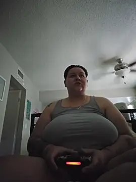 Snapshot of DevilDahm chatting on 14, 11, 2025 DevilDahm online show from 14, 11, 2025