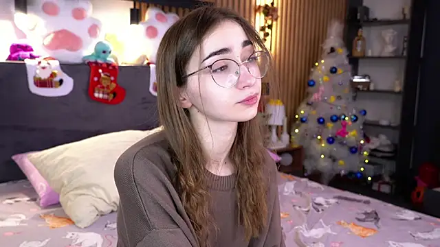 PollyBeev online show from 30, 11, 2025