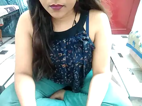 Snapshot of aarushi_sharmaa chatting on 17, 2, 2025 aarushi sharmaa online show from 17, 2, 2025