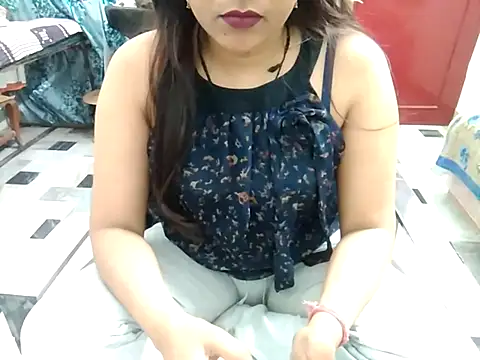 Snapshot of aarushi_sharmaa chatting on 21, 2, 2025 aarushi sharmaa online show from 21, 2, 2025