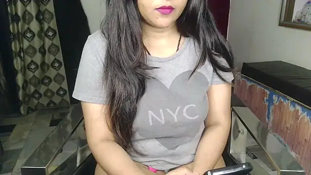 Snapshot of aarushi_sharmaa chatting on 24, 9, 2025 aarushi sharmaa online show from 24, 9, 2025