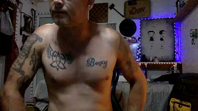 Snapshot of Buffshagswell chatting on 30, 4, 2026 Buffshagswell online show from 30, 4, 2026