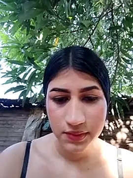 Julix A online show from 15, 9, 2025