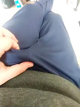 Snapshot of reelciii21 chatting on 31, 12, 2024 reelciii21 online show from 31, 12, 2024