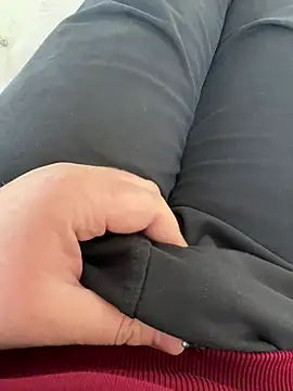 Snapshot of reelciii21 chatting on 22, 2, 2025 reelciii21 online show from 22, 2, 2025