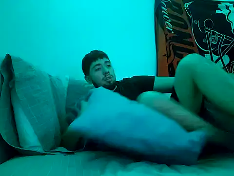 Snapshot of hornycollegestudenthung chatting on 8, 2, 2025 hornycollegestudenthung online show from 8, 2, 2025