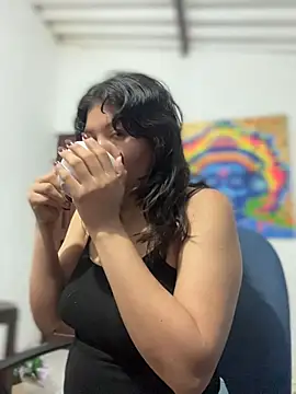 Carlacutte online show from 17, 4, 2026