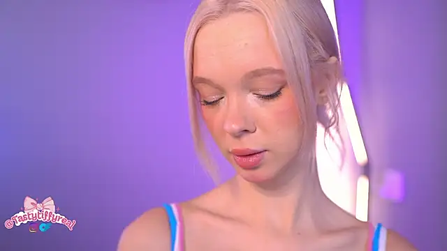  AlinaBailey online show from 11, 5, 2026