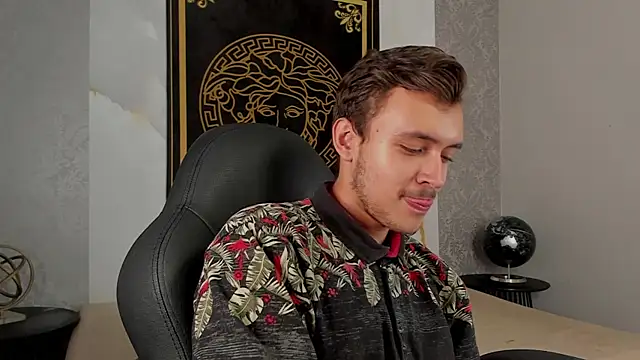 Desmon Clark online show from 27, 1, 2025