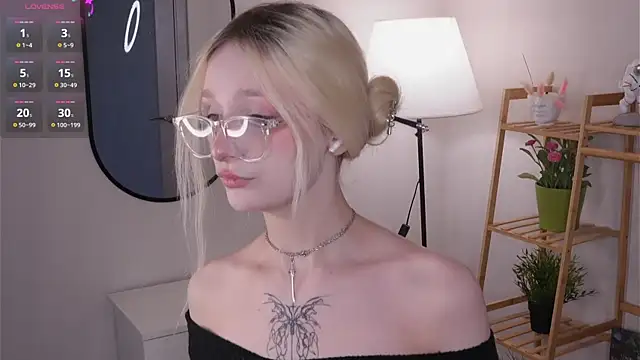 Naughty  Couplles online show from 20, 2, 2026