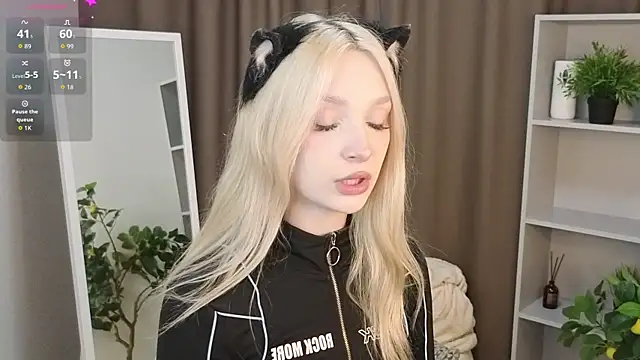 Naughty  Couplles online show from 8, 4, 2026