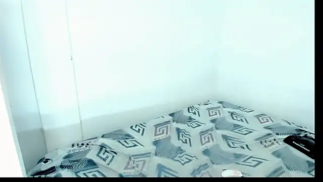 leinisofia69 online show from 5, 1, 2025