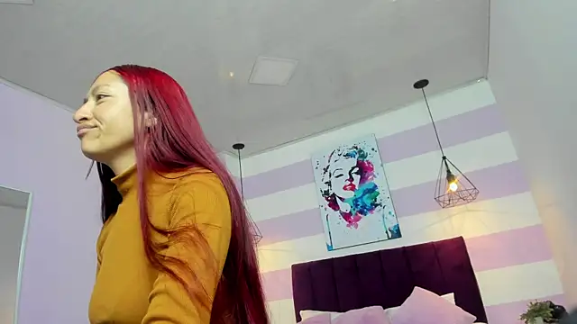 Scarlett  bell online show from 5, 11, 2025