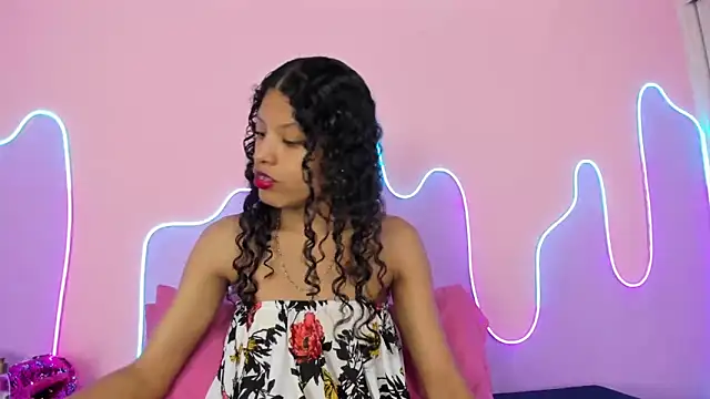 Snapshot of Mingie_Rouse chatting on 10, 3, 2025 Mingie Rouse online show from 10, 3, 2025