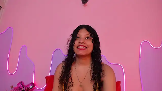 Mingie Rouse online show from 31, 3, 2026