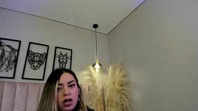 Snapshot of Annie_karlsson__ chatting on 20, 9, 2025 Annie karlsson online show from 20, 9, 2025