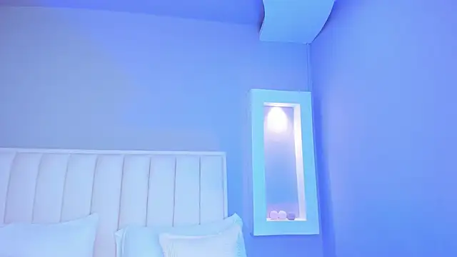 HannaPaola online show from 7, 11, 2025