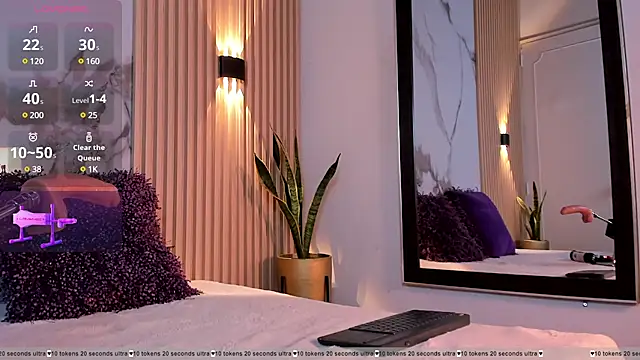Snapshot of valentina_lux chatting on 7, 2, 2025 valentina lux online show from 7, 2, 2025