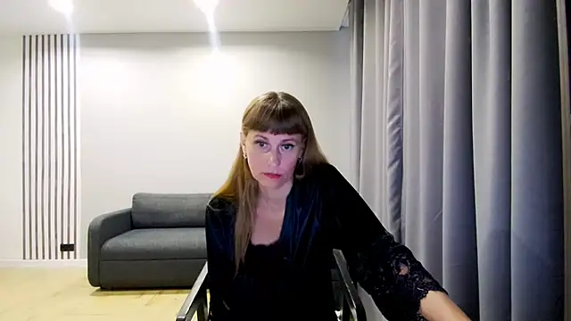 Daniella Lorente online show from 21, 3, 2025