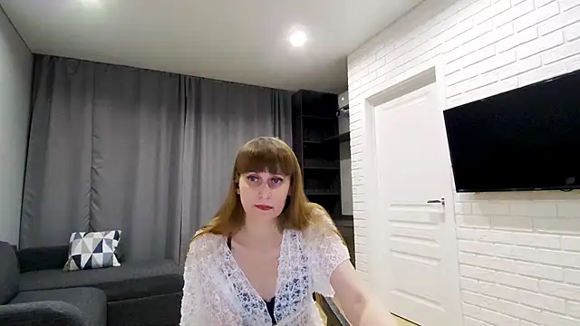 Daniella Lorente online show from 19, 4, 2026