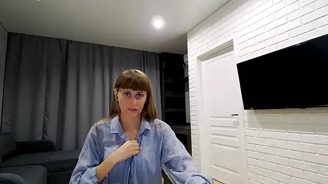 Snapshot of Daniella_Lorente chatting on 8, 7, 2026 Daniella Lorente online show from 8, 7, 2026