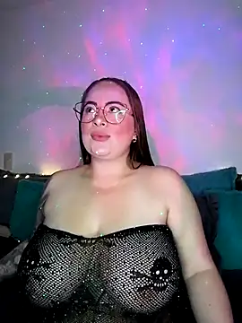 Snapshot of soofy__ chatting on 8, 7, 2026 soofy online show from 8, 7, 2026