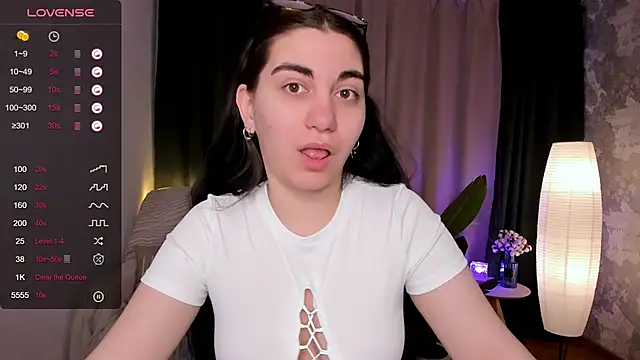 hannacheekss  online show from 19, 2, 2025