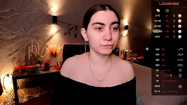 hannacheekss  online show from 27, 10, 2025