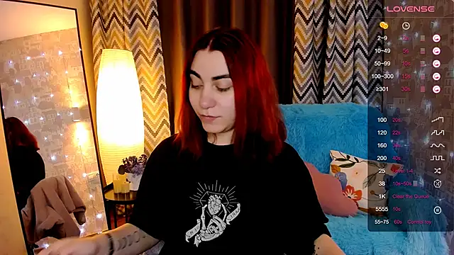 hannacheekss  online show from 1, 12, 2025