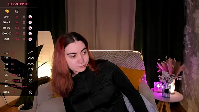 hannacheekss  online show from 4, 3, 2026